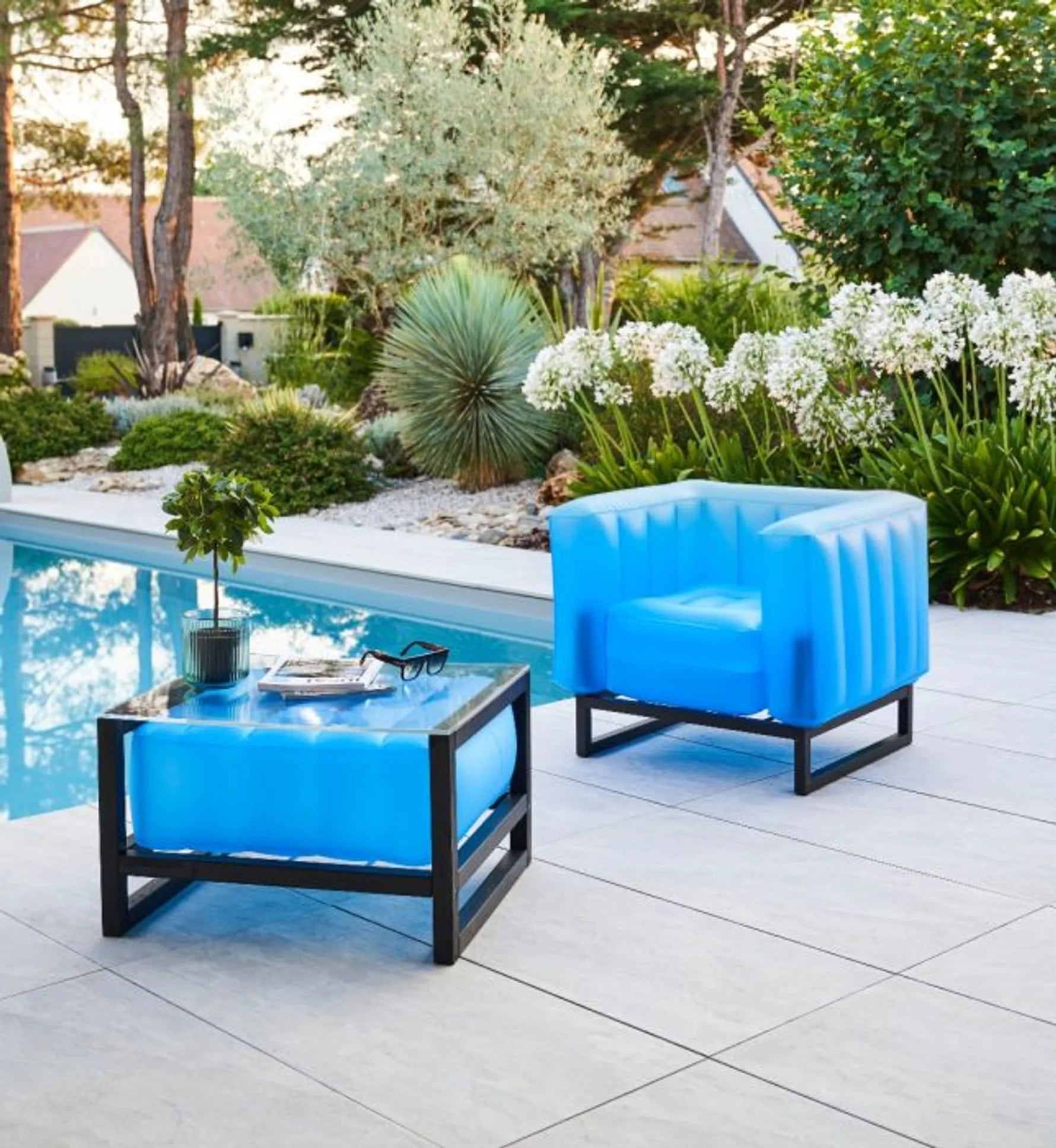 YOMI ARMCHAIR EKO WITH 